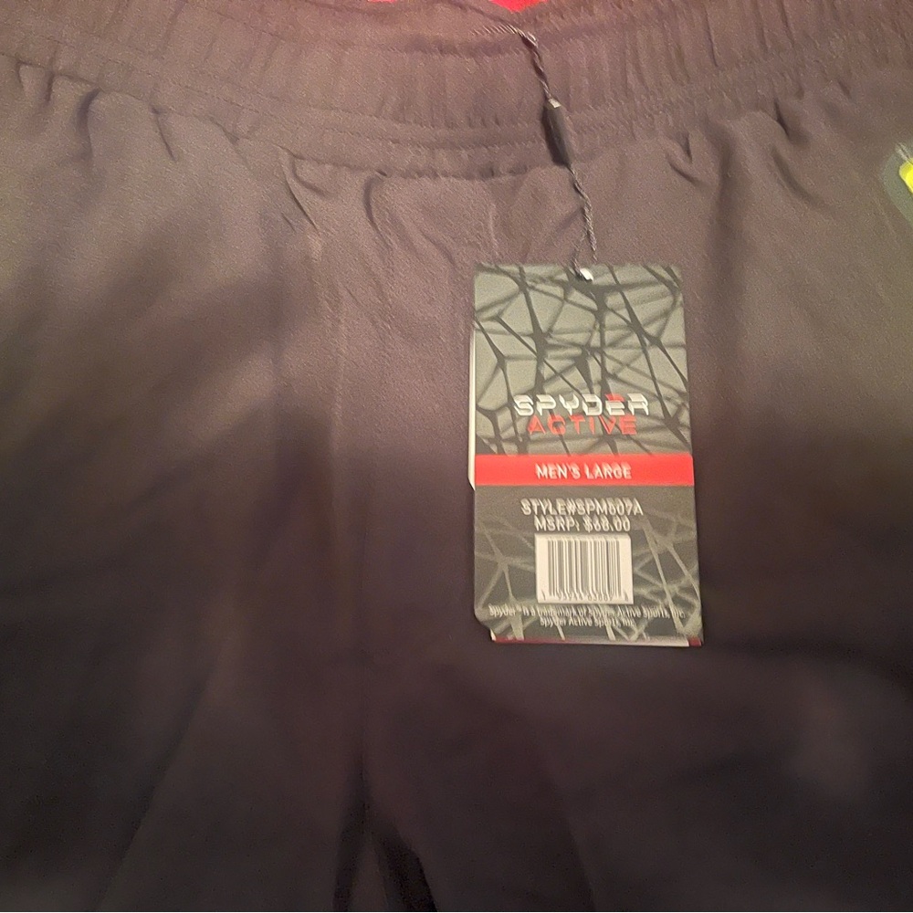Shorts - Picture 2 of 3